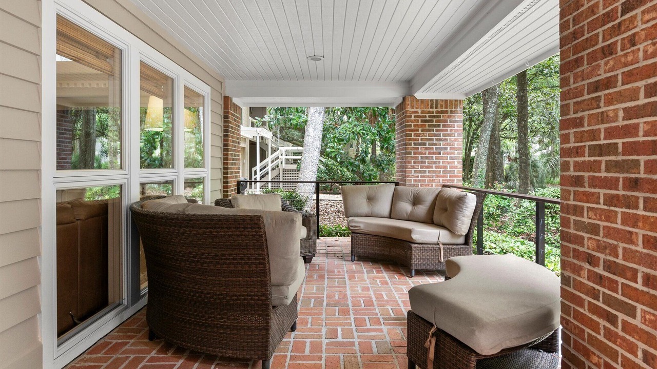 Photo of Patio Balcony in West Beach