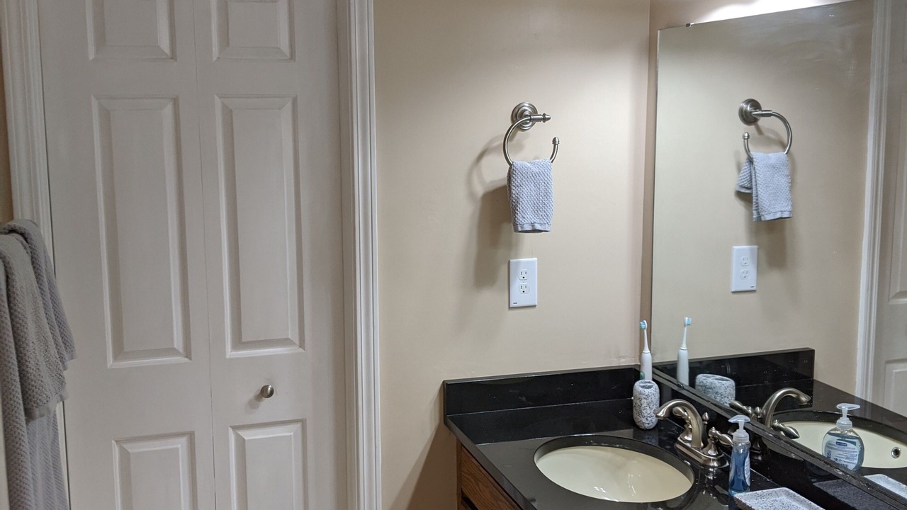 Photo of Bathroom in Seneca