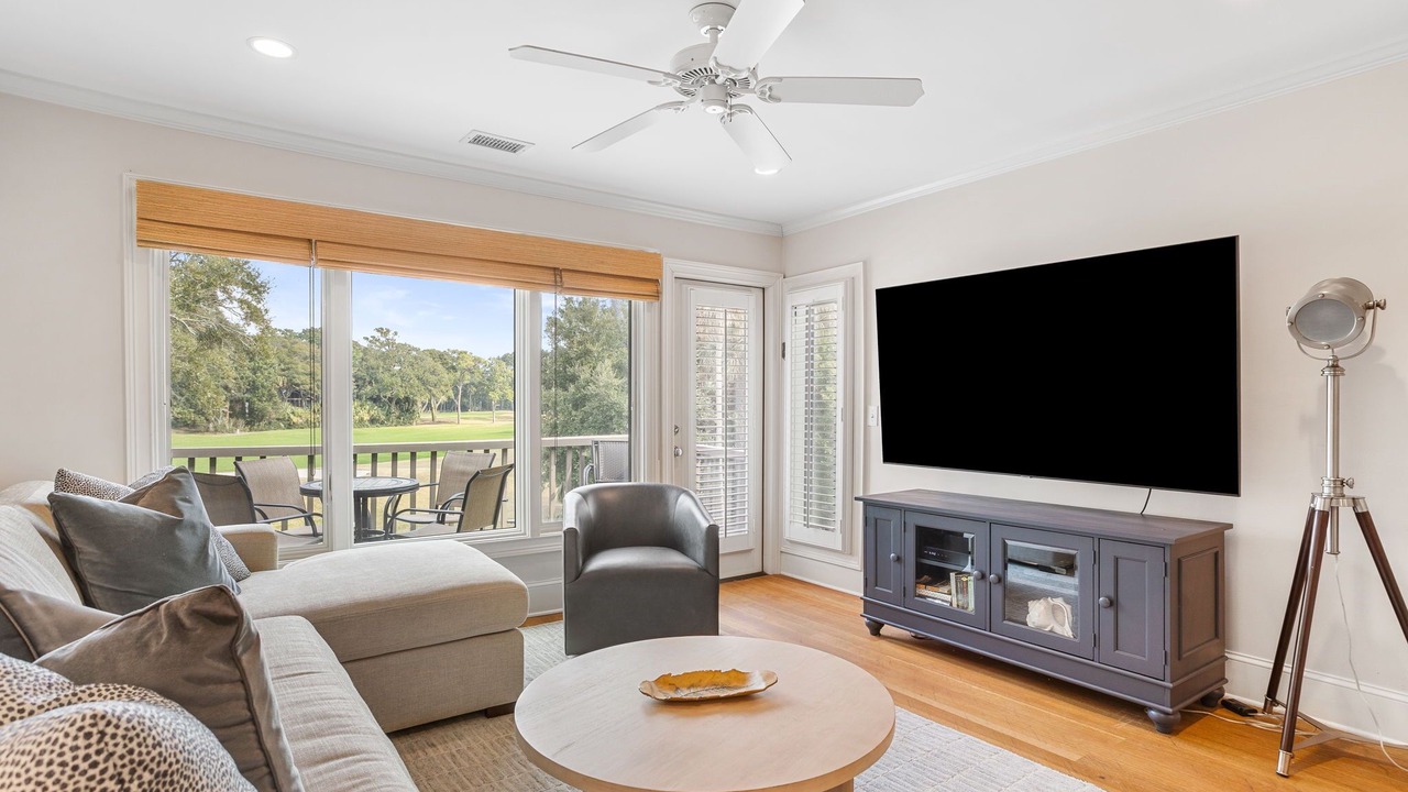 Photo of Livingroom in West Beach Village