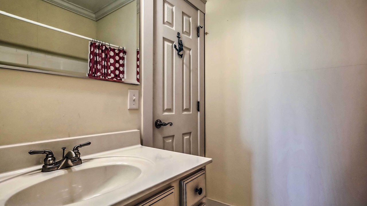 Photo of Bathroom in North Litchfield Beach