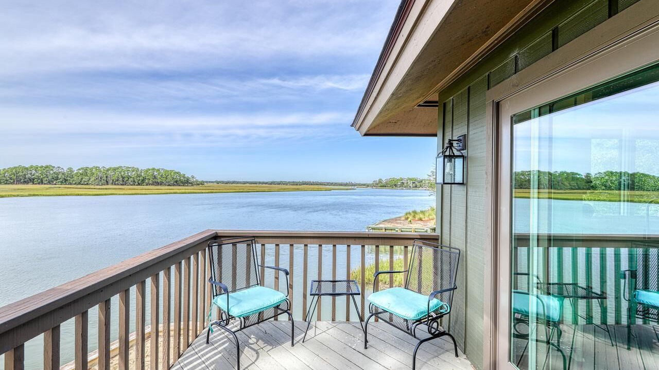 Photo of Patio Balcony in West Beach