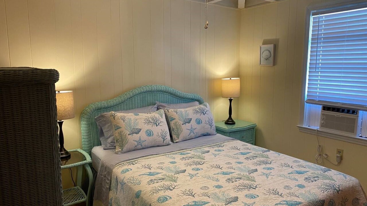Photo of Bedroom in Cherry Grove Beach
