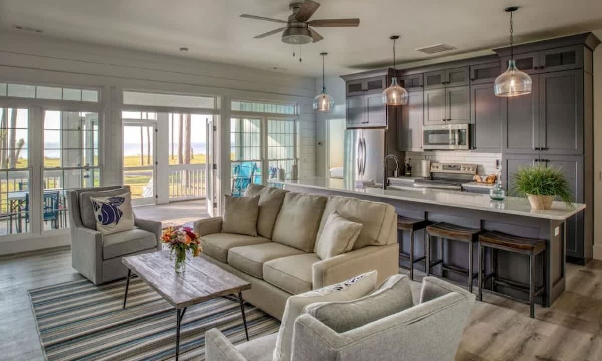 Photo of Livingroom in Melrose on the Beach