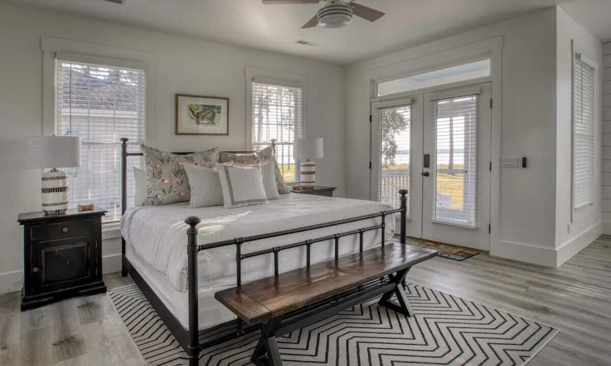 Photo of Bedroom in Melrose on the Beach