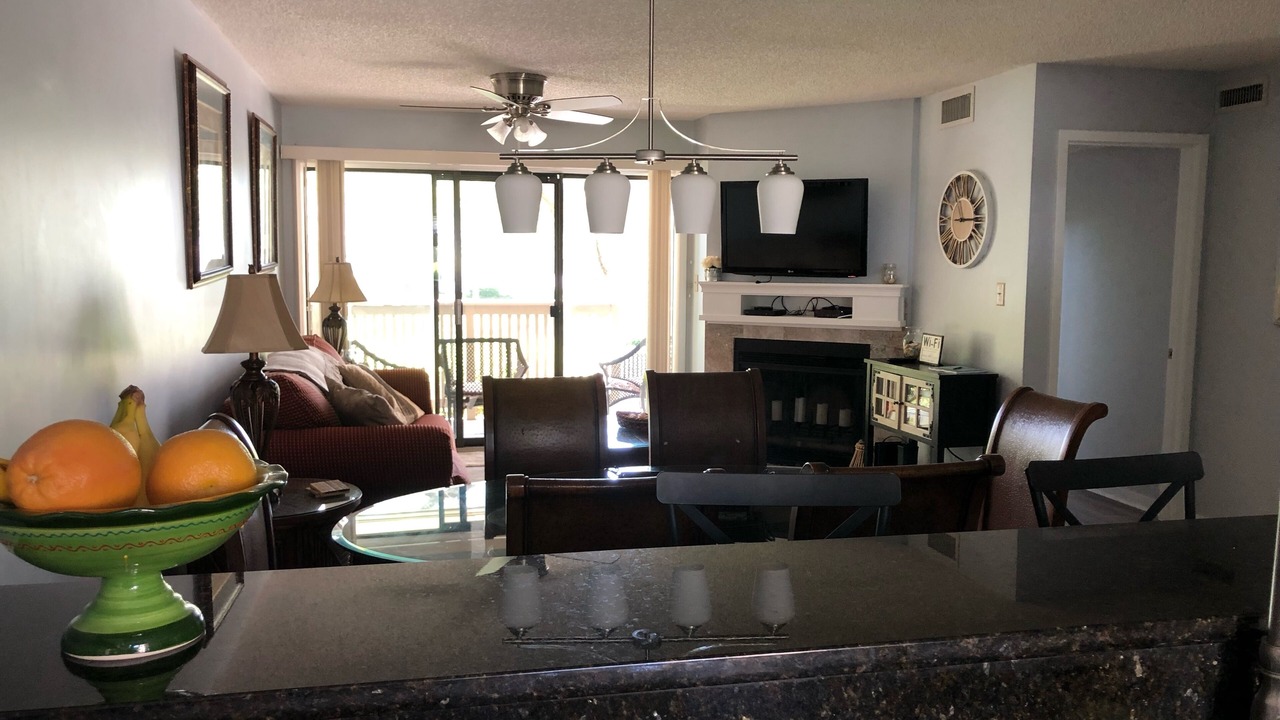 Photo of Livingroom in Arcadian Shores