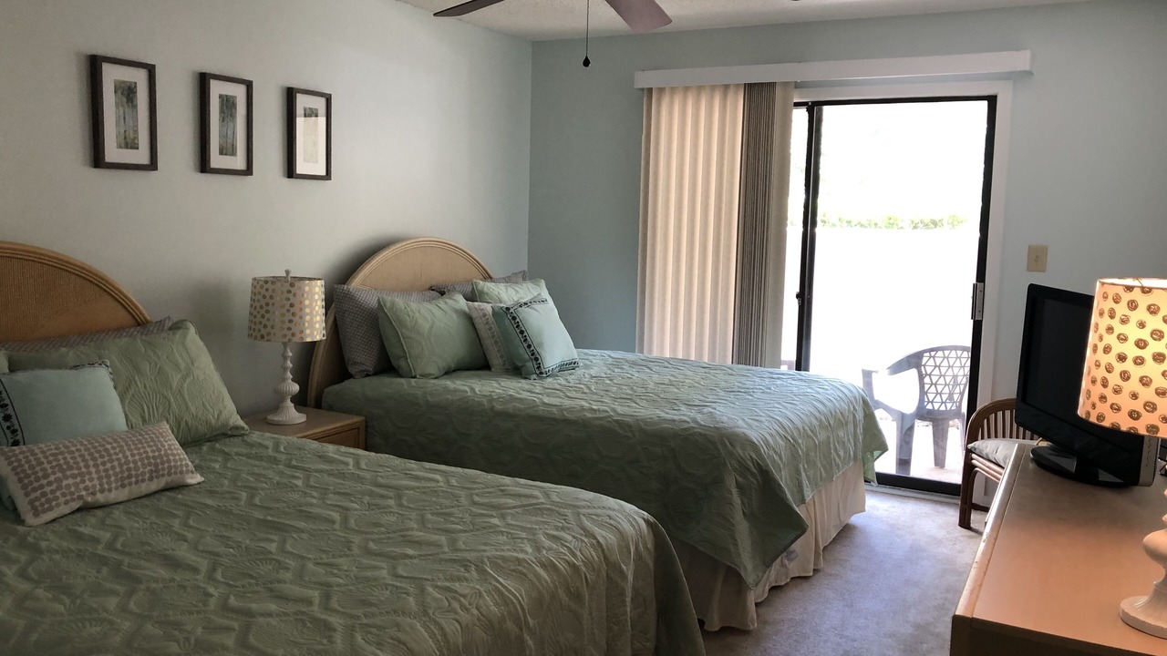 Photo of Bedroom in Arcadian Shores