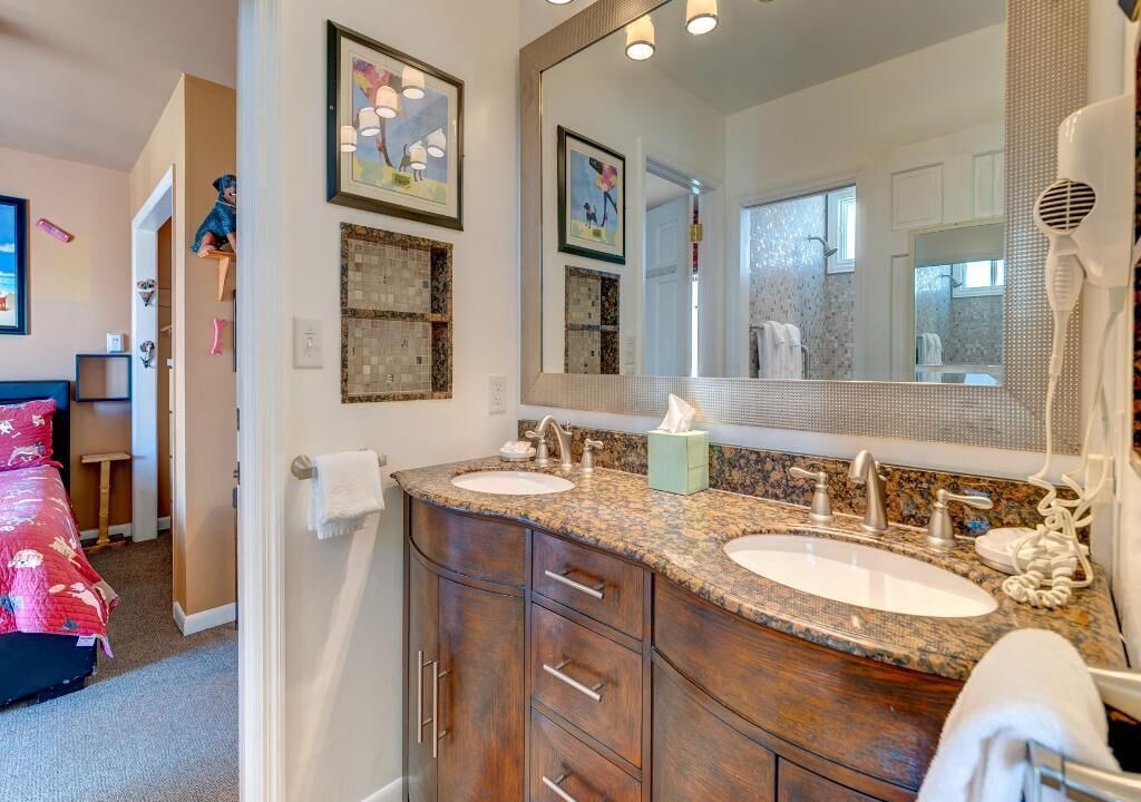 Photo of Bathroom in Isle of Palms