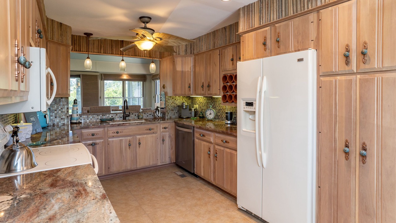 Photo of Kitchen in Saint Helena Island