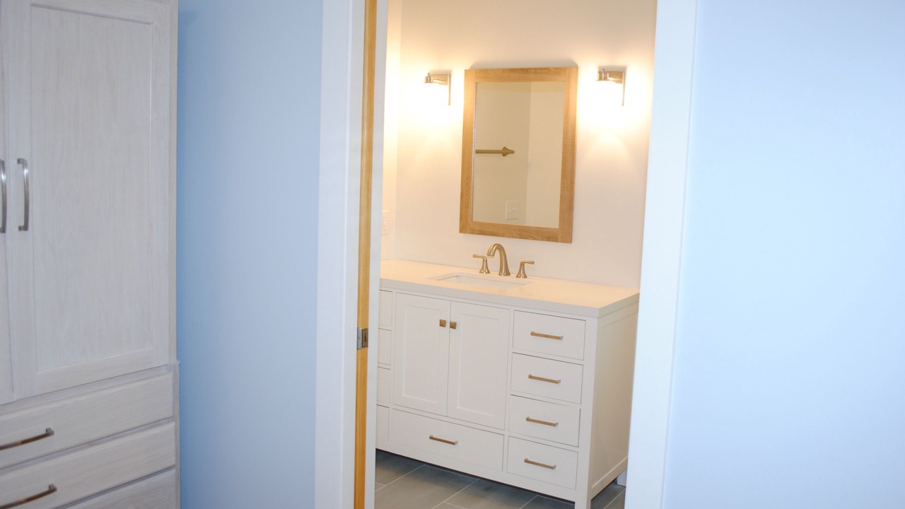 Photo of Bathroom in North Litchfield Beach