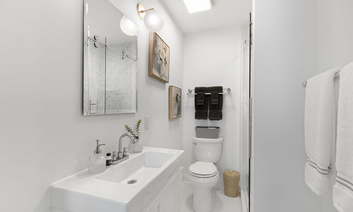 Photo of Bathroom in Cannonborough Elliotborough
