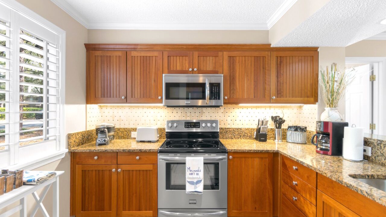 Photo of Kitchen in Arcadian Shores