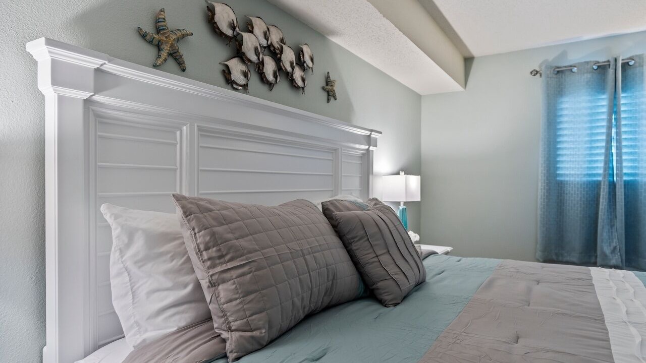 Photo of Bedroom in Crescent Beach