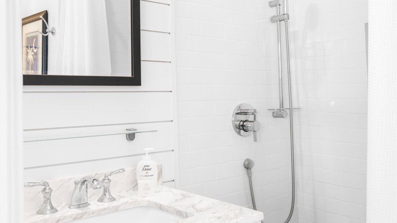 Photo of Bathroom in Cannonborough Elliotborough
