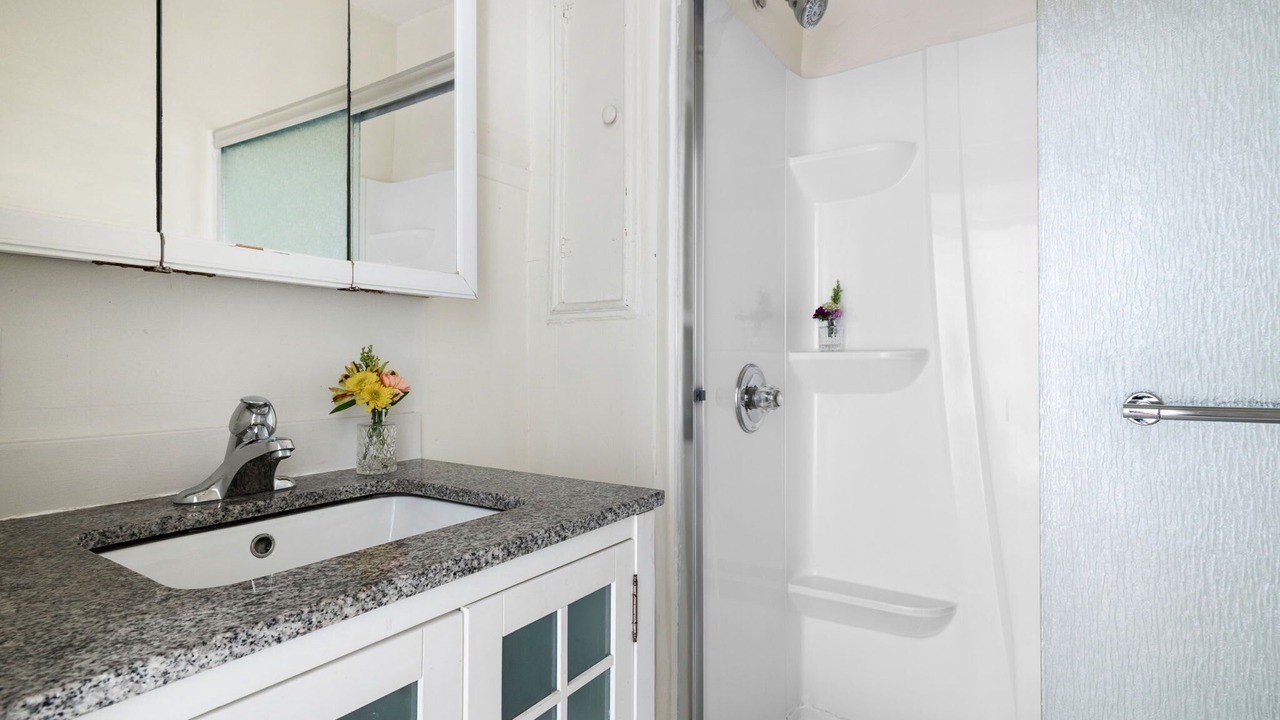 Photo of Bathroom in Cannonborough Elliotborough