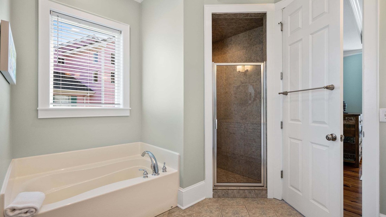 Photo of Bathroom in Beachwalk