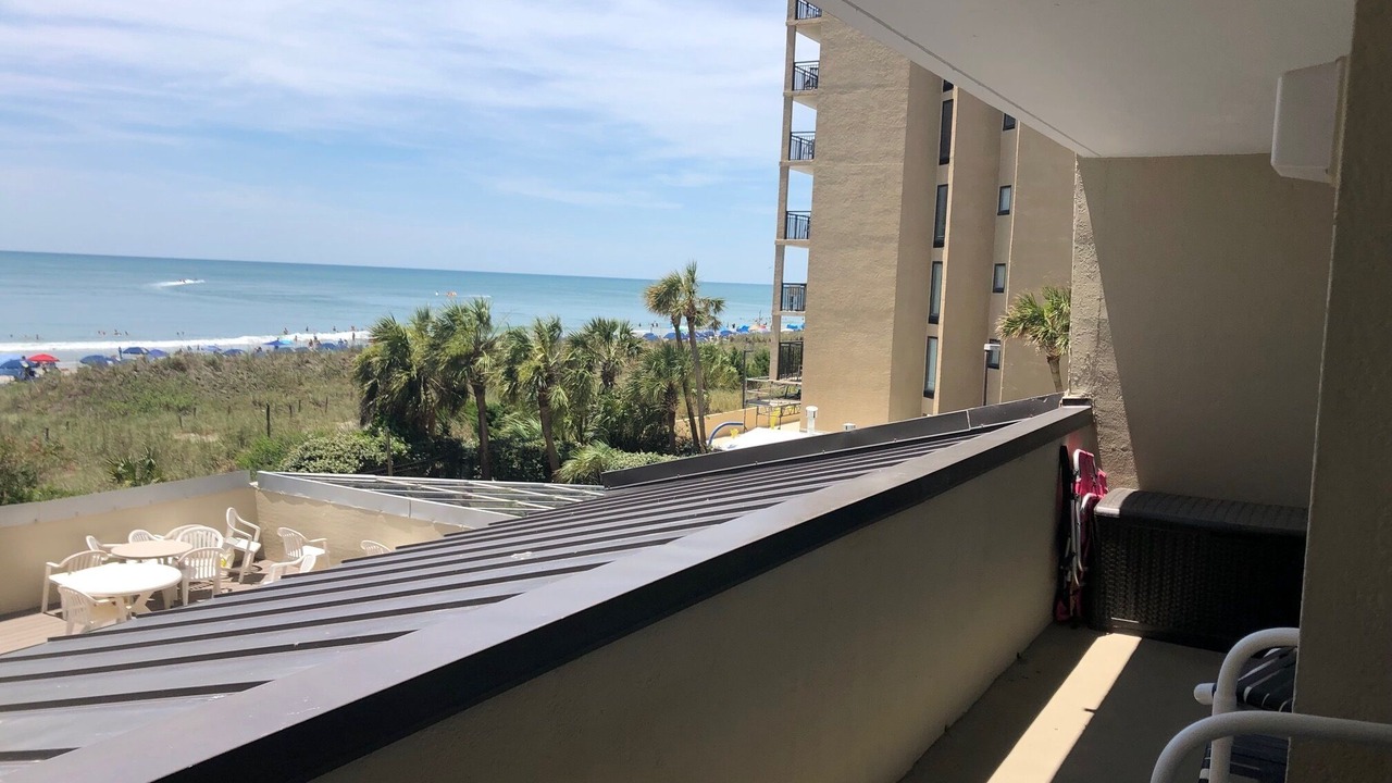 Photo of Patio Balcony in Windy Hill