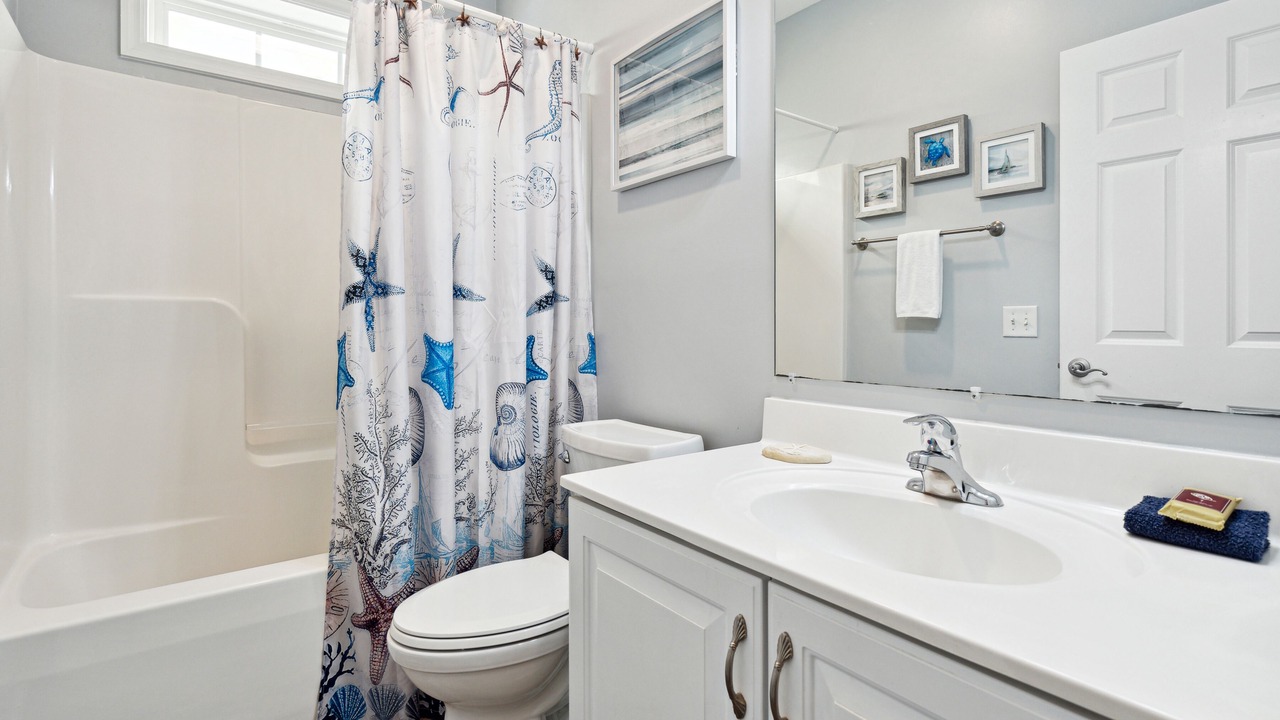 Photo of Bathroom in Waters Edge