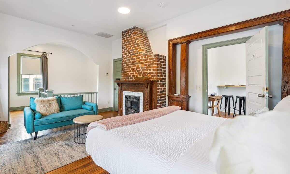 Photo of Bedroom in Westside