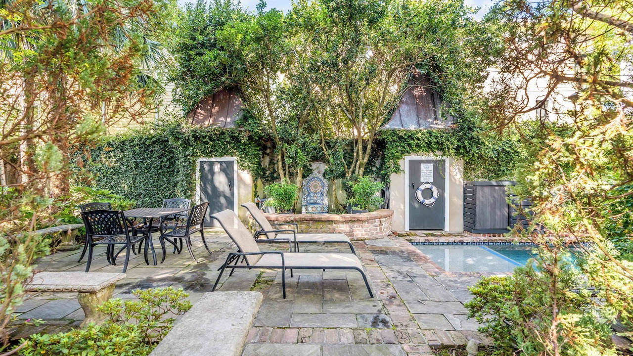 Photo of Outdoor in Cannonborough Elliotborough