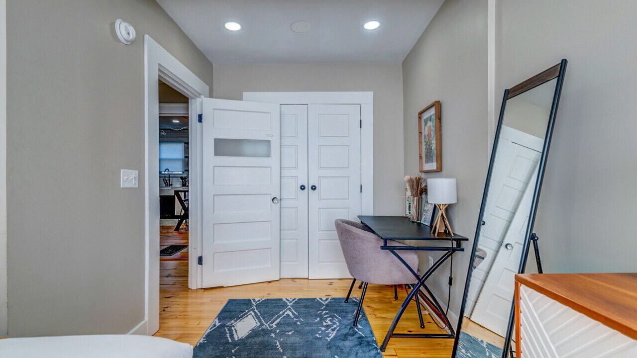 Photo of Bedroom in Westside