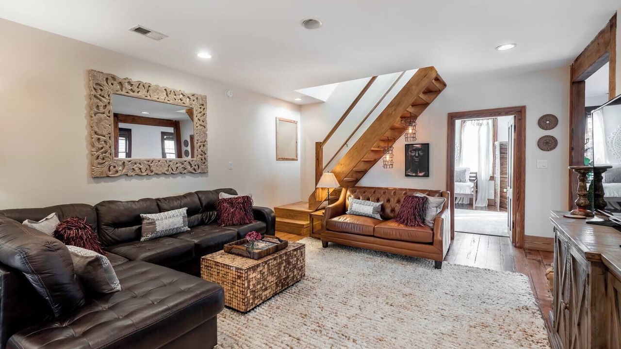 Photo of Livingroom in Cannonborough Elliotborough