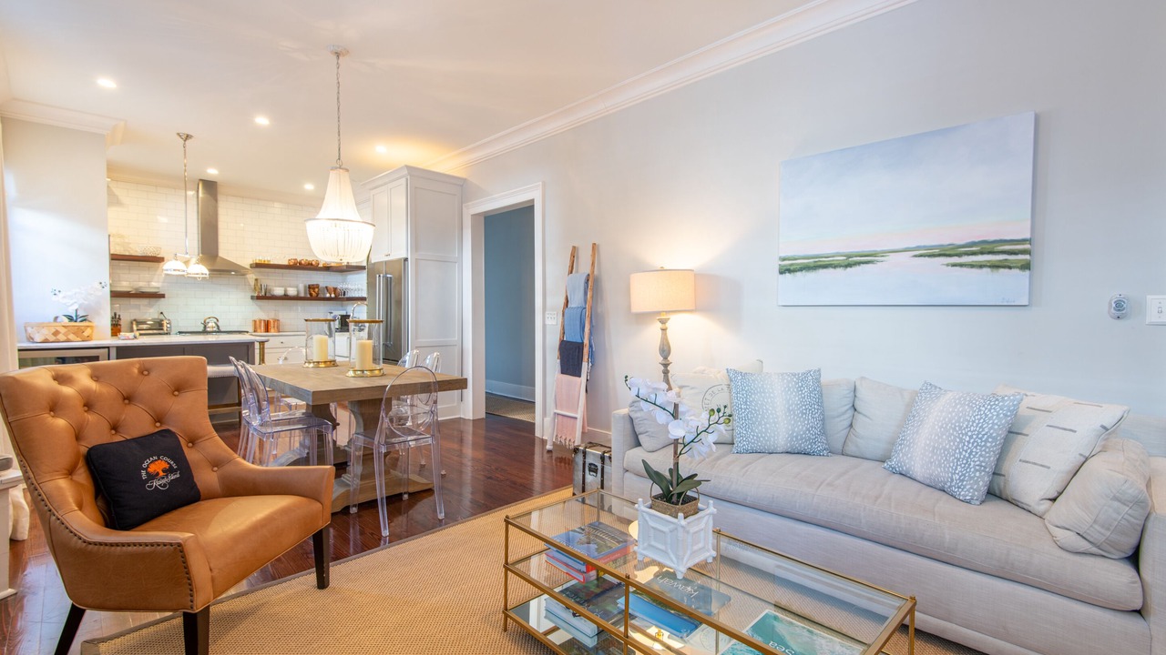 Photo of Livingroom in South of Broad