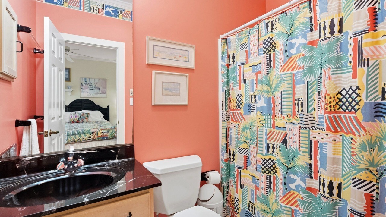 Photo of Bathroom in Debordieu Colony