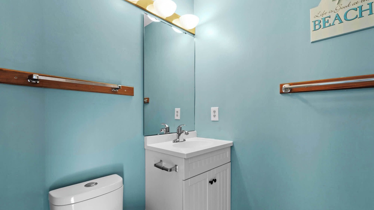 Photo of Bathroom in Surfside Beach