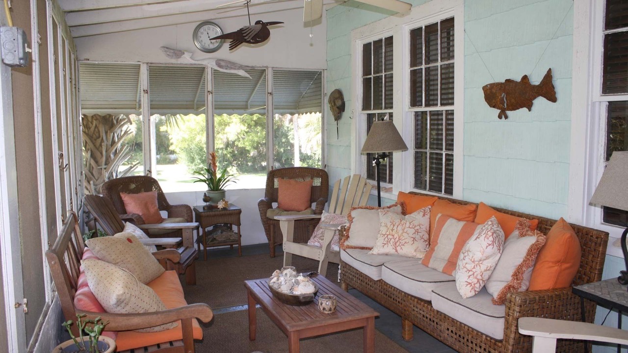 Photo of Livingroom in Sullivan's Island