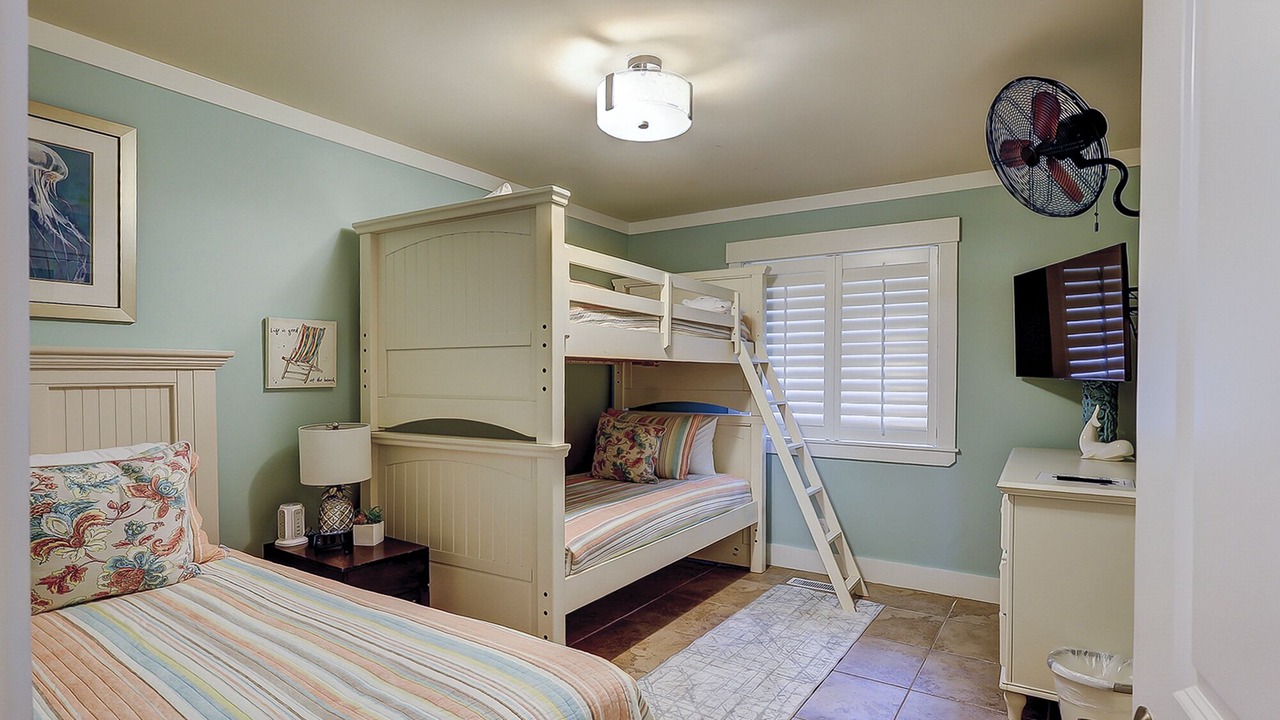 Photo of Bedroom in Sea Pines