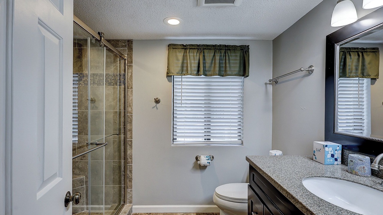 Photo of Bathroom in Shipyard Plantation