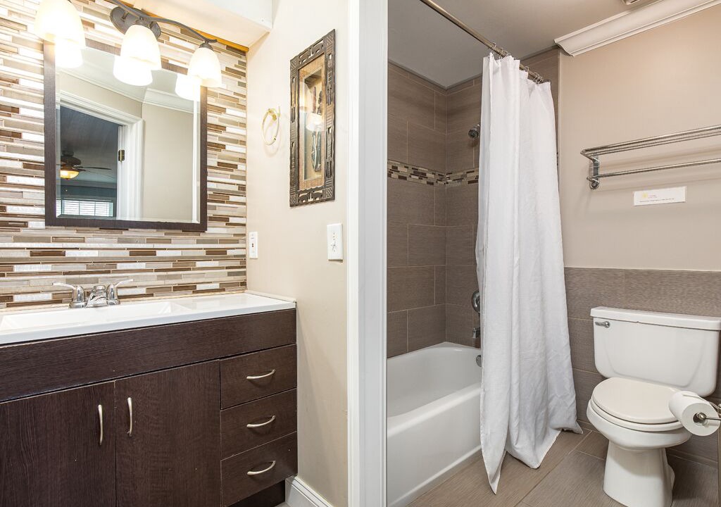 Photo of Bathroom in Tybee Island
