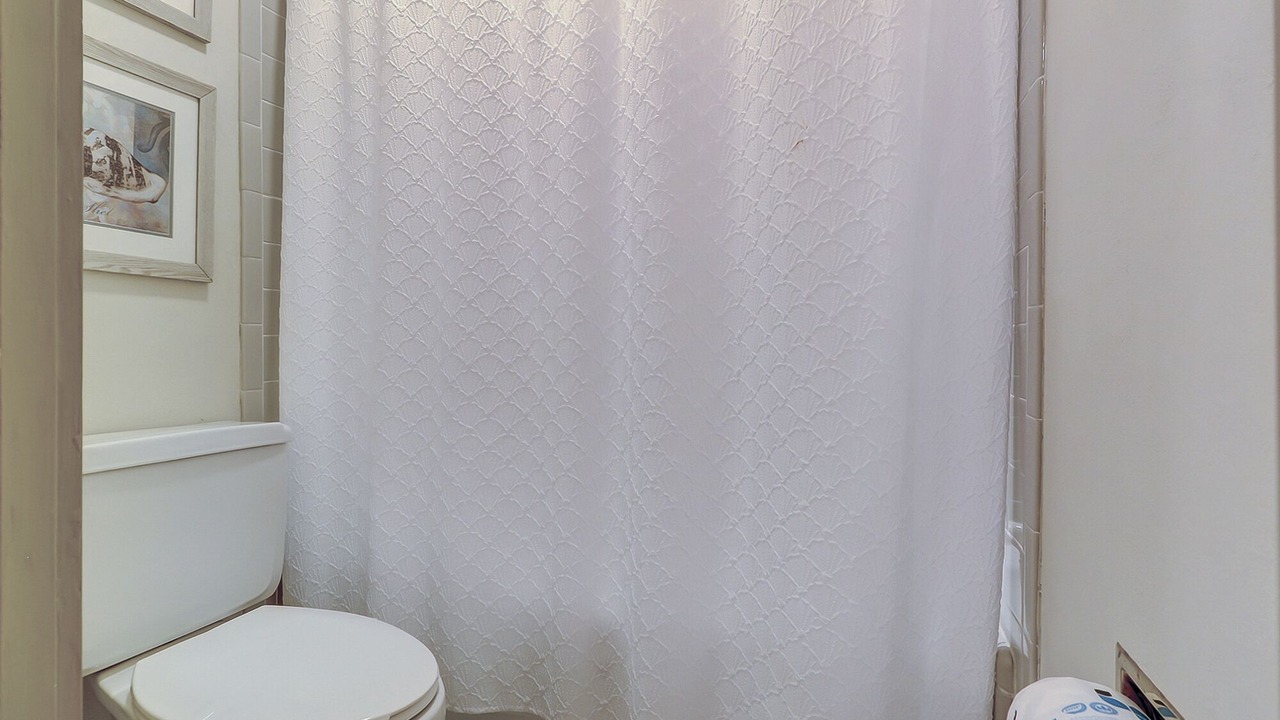 Photo of Bathroom in Shipyard Plantation