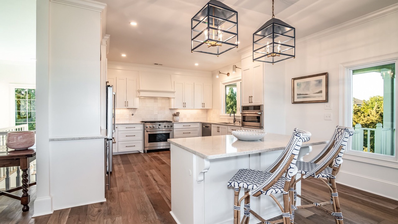 Photo of Kitchen in Debordieu Colony