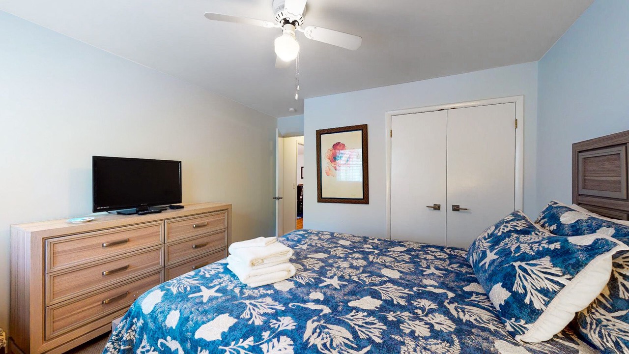 Photo of Others in Twin Oaks