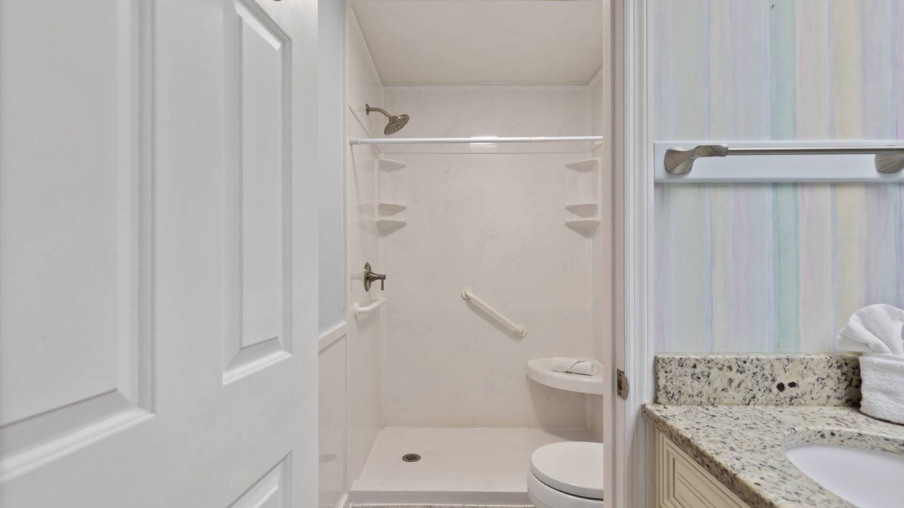 Photo of Bathroom in Surfside Beach