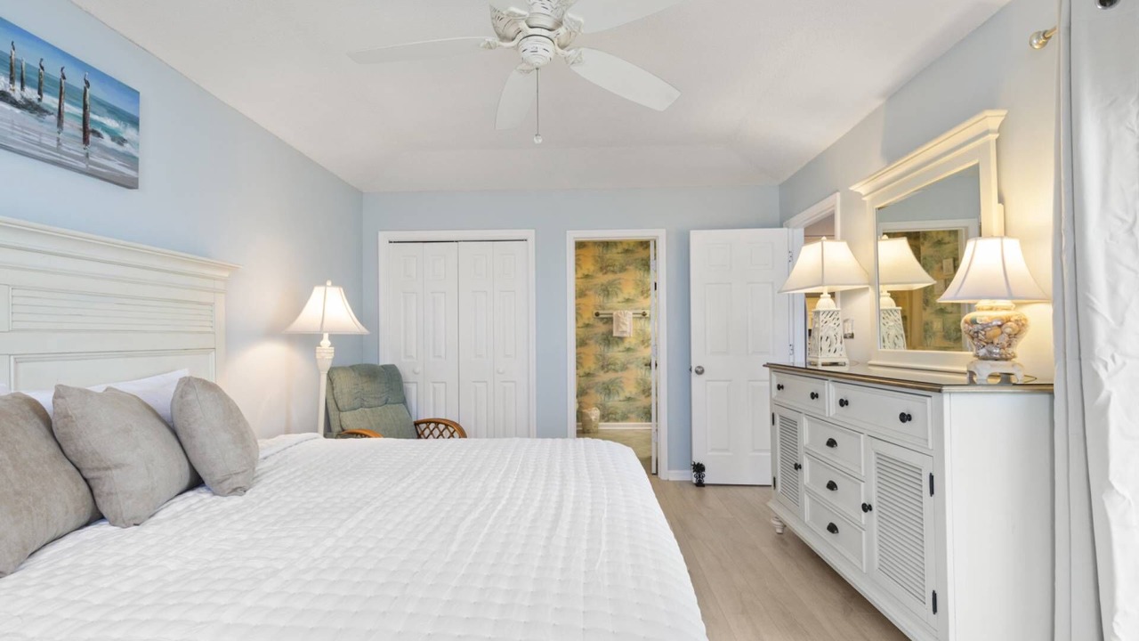 Photo of Bedroom in Surfside Beach