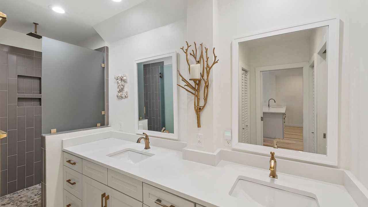 Photo of Bathroom in West Beach Village