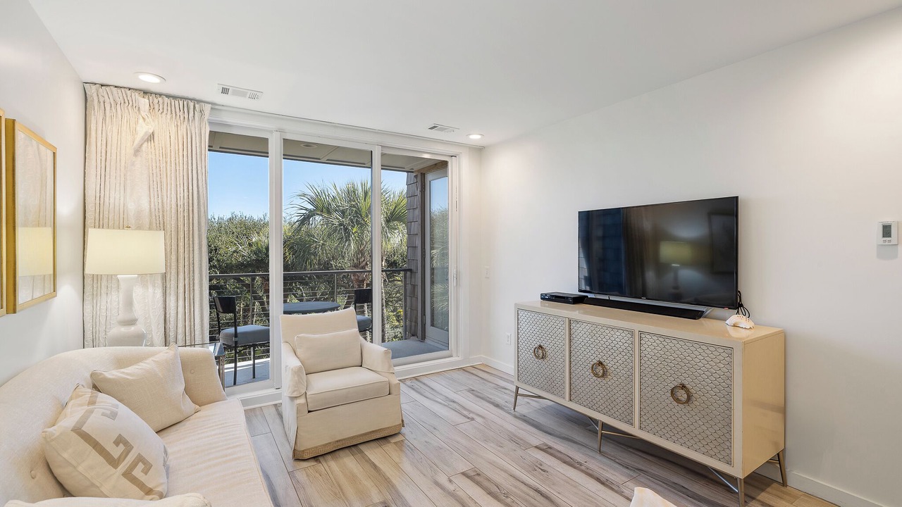 Photo of Livingroom in West Beach Village