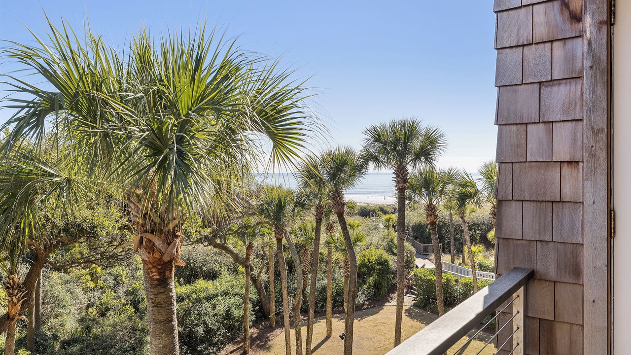 Photo of Patio Balcony in West Beach Village