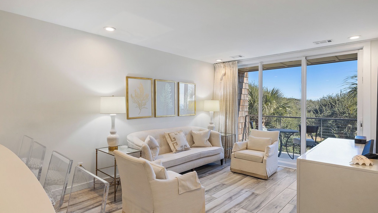 Photo of Livingroom in West Beach Village