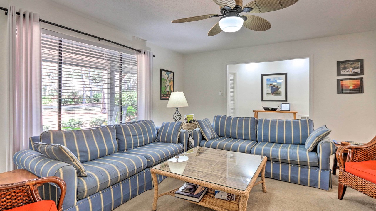 Photo of Livingroom in Heritage Woods
