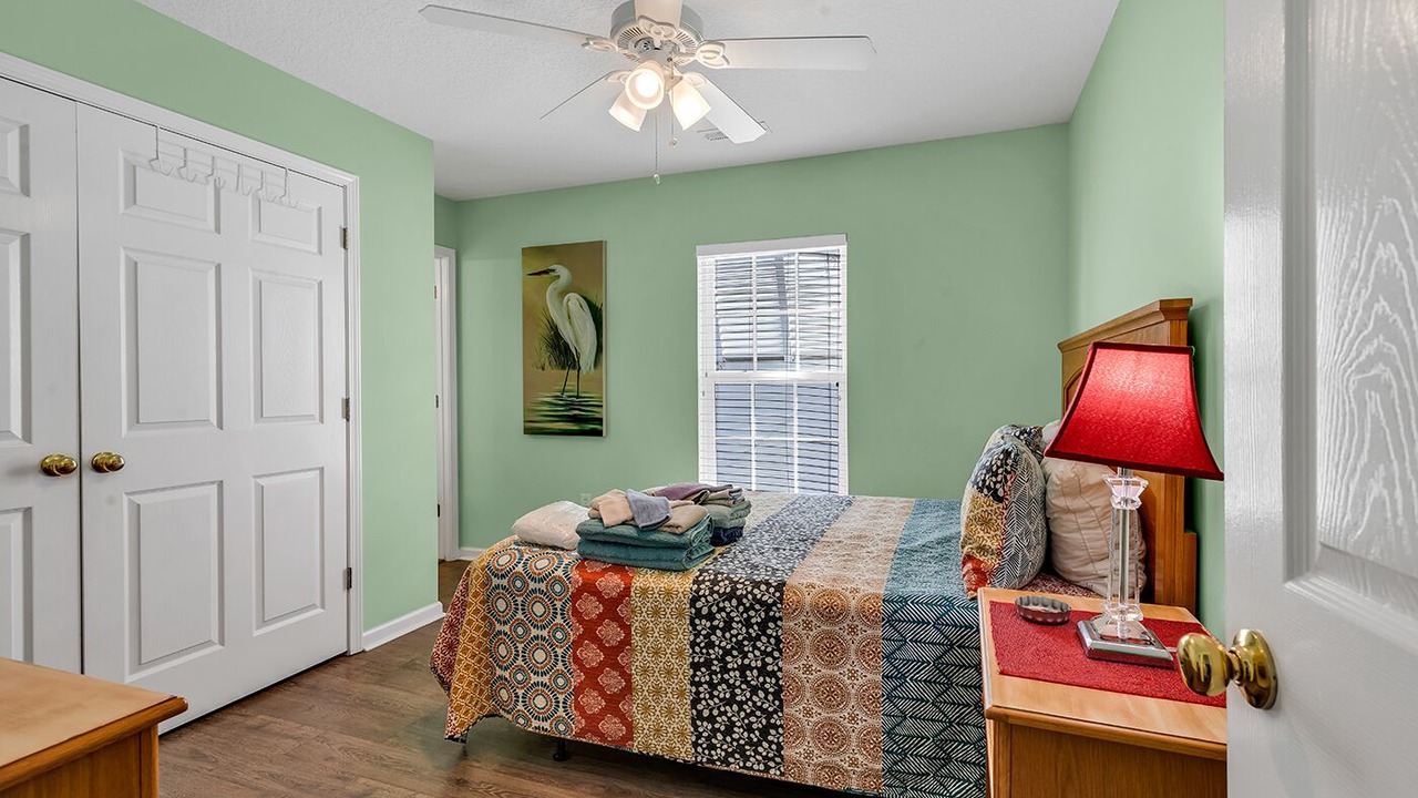 Photo of Bedroom in Surfside Beach