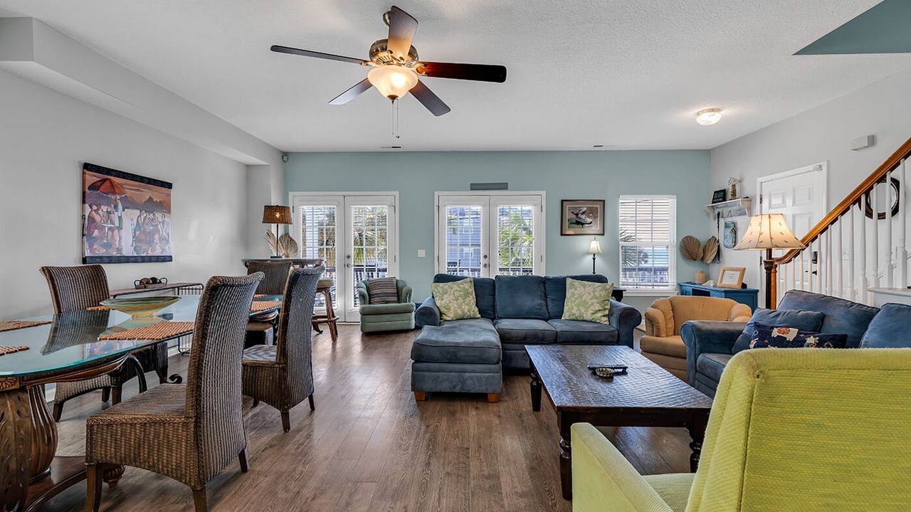 Photo of Livingroom in Surfside Beach