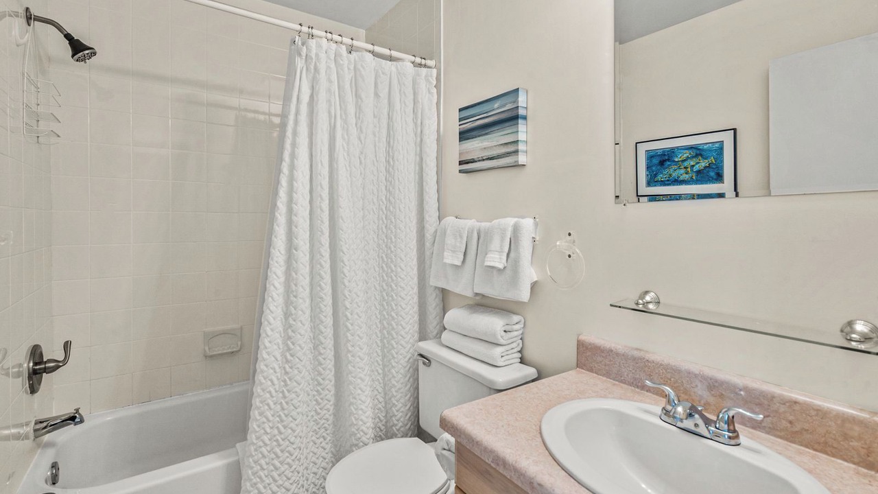 Photo of Bathroom in Ocean Drive