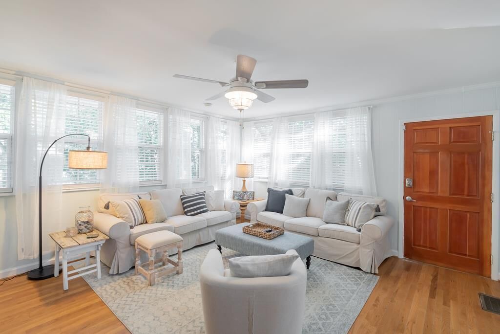 Photo of Livingroom in Folly Beach