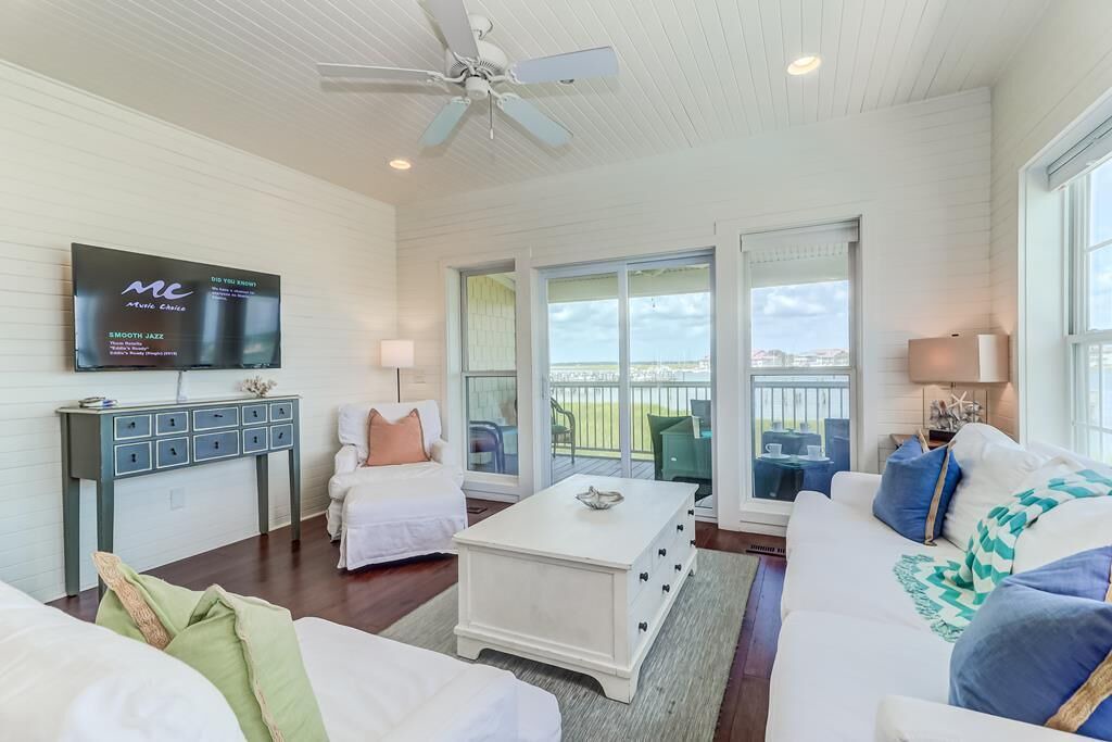 Photo of Bedroom in Waters Edge