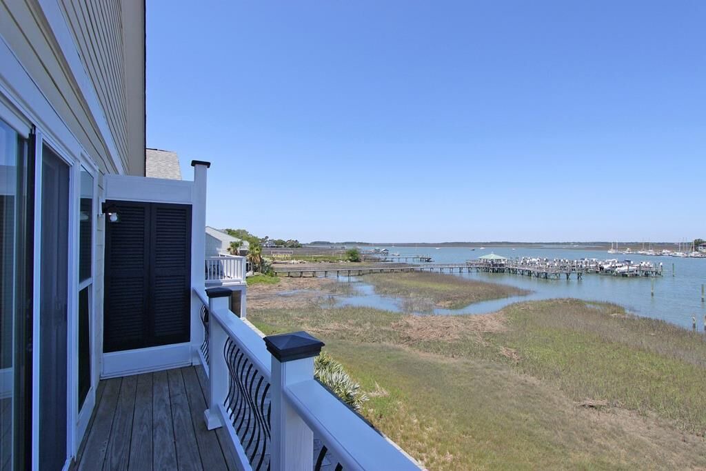 Photo of Patio Balcony in Waters Edge