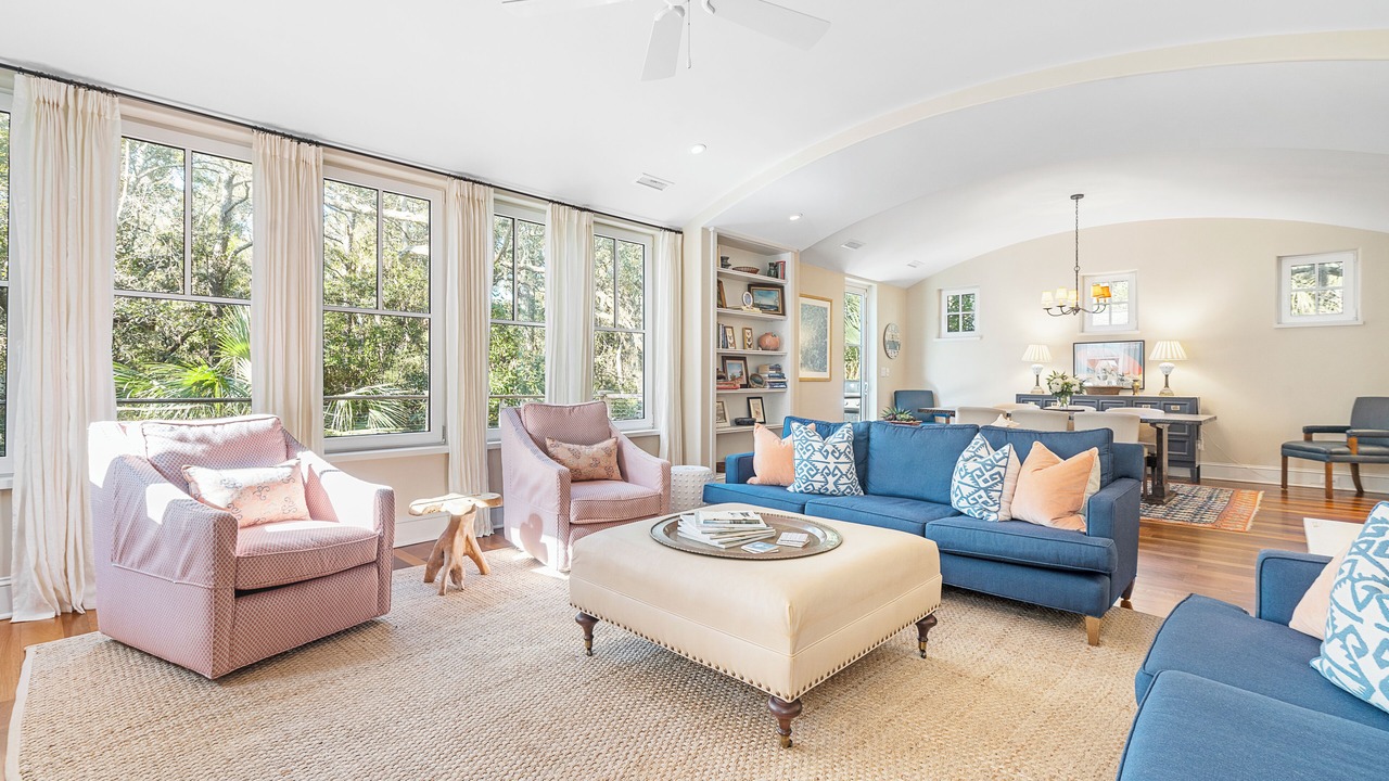Photo of Livingroom in West Beach