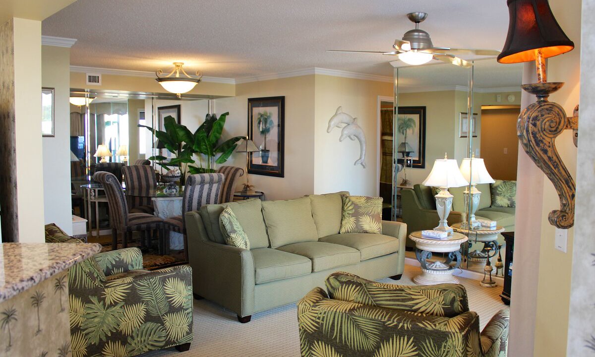 Photo of Livingroom in Arcadian Shores